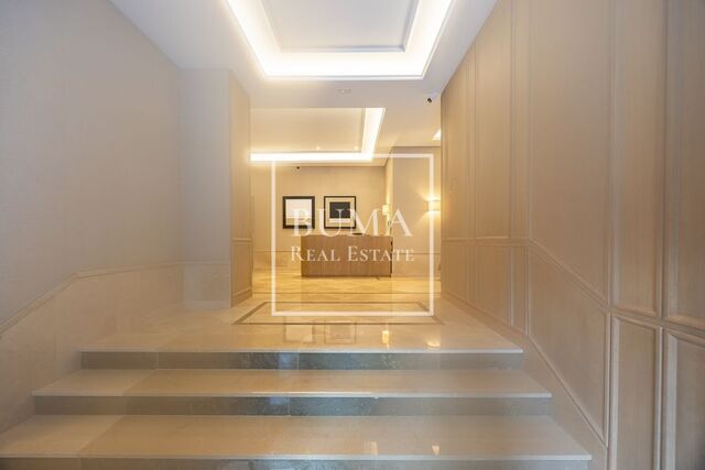 244 sqm luxury flat for sale in Castellana, Madrid