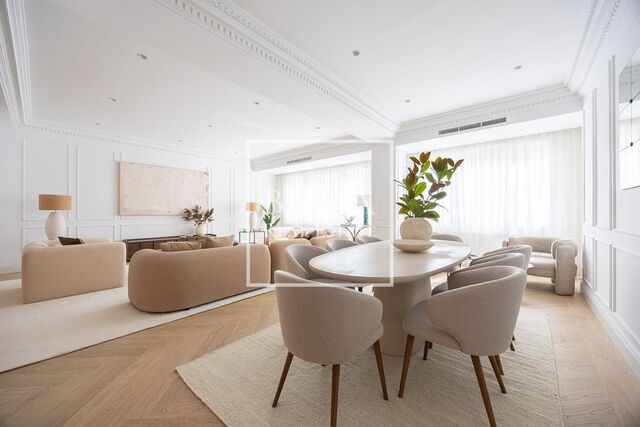 Exclusivo piso en venta recien reformado en Castellana- 4 habitaciones en suite