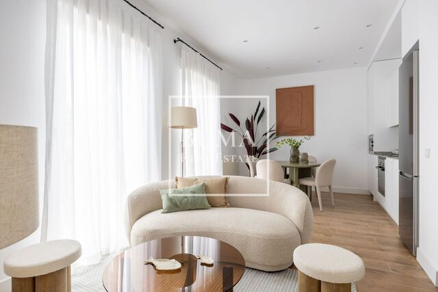 88 sqm flat for sale in Ibiza, Madrid
