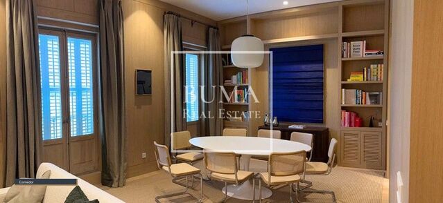 244 sqm luxury flat for sale in Jerónimos, Madrid