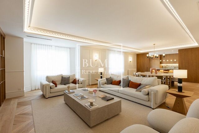 Exclusiva vivienda en Recoletos- 487 m2 completamente reformada