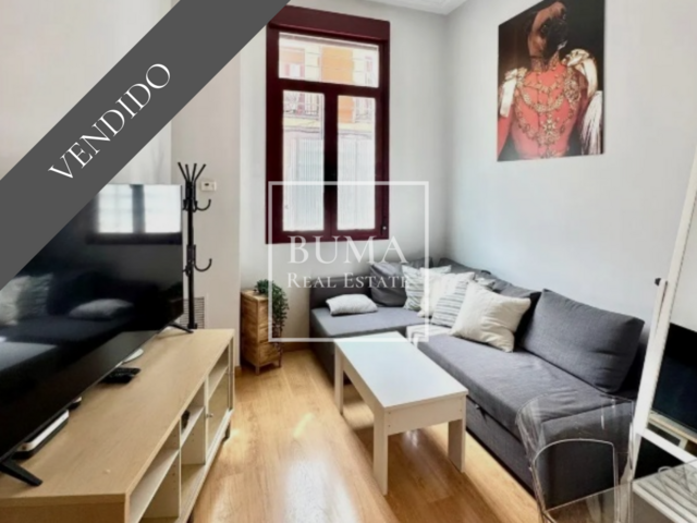 Piso en venta en Almagro, Madrid