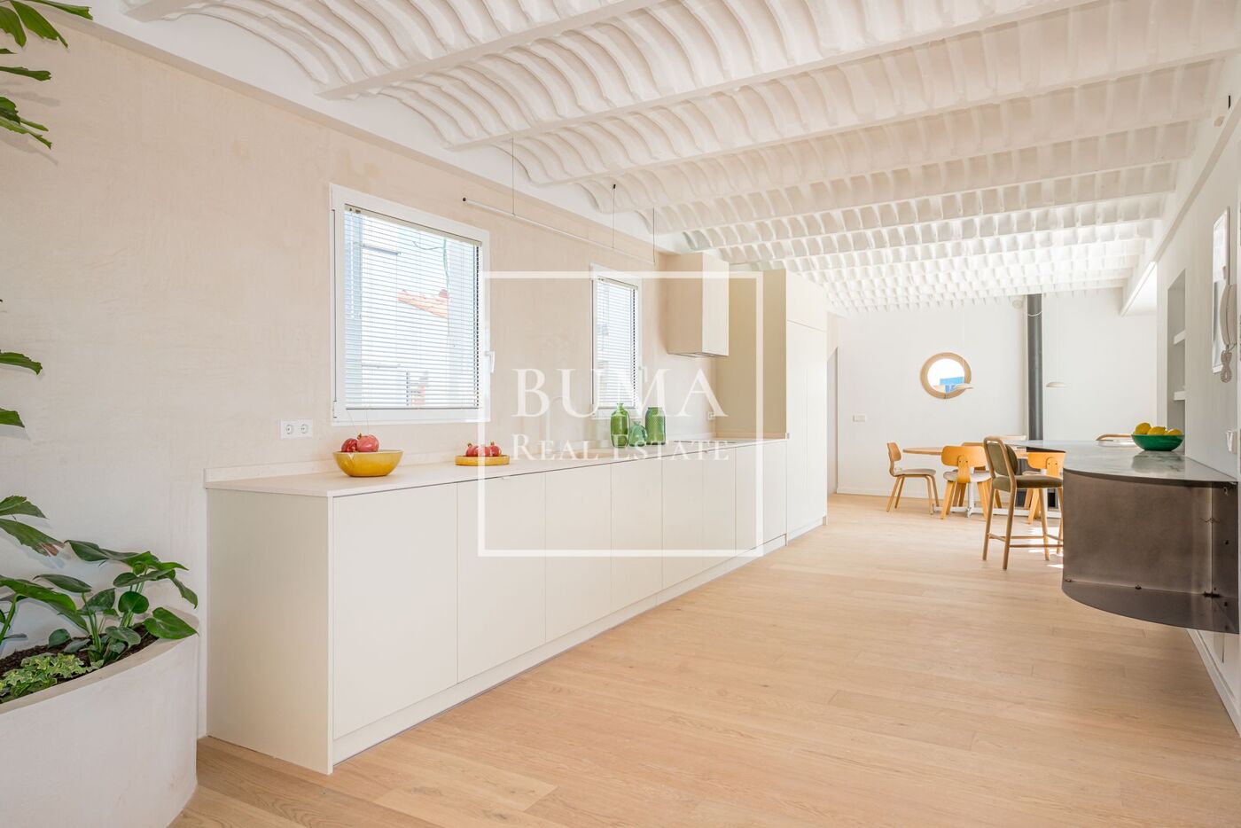 Exclusivo ático de diseño en venta con terrazas en el corazón de Madrid