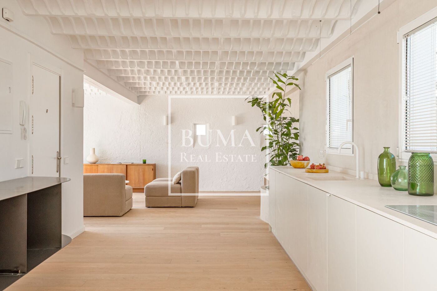 Exclusivo ático de diseño en venta con terrazas en el corazón de Madrid