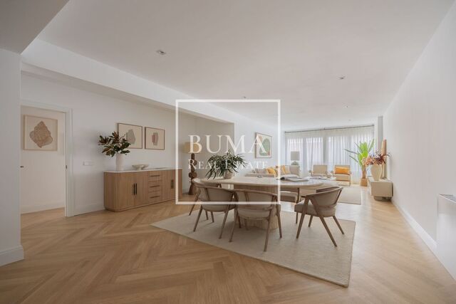 Exclusiva vivienda completamente reformada en  Recoletos