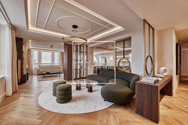 Espectacular vivienda reformada con vistas 360º en Castellana