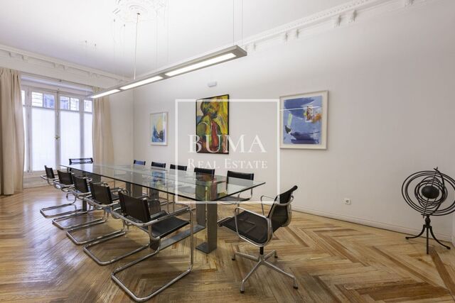 439 sqm luxury flat for sale in Castellana, Madrid