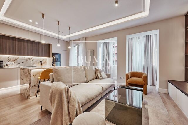 143 sqm luxury flat with views for sale in Madrid