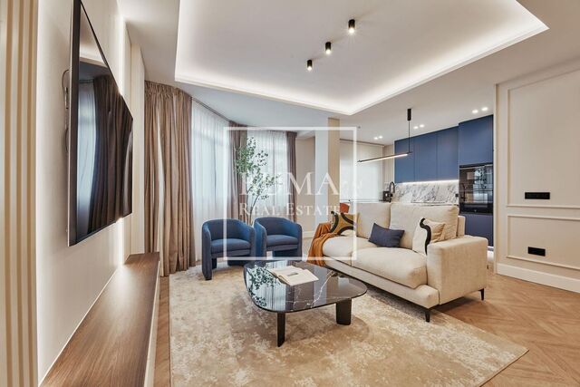 144 sqm luxury flat with views and terrace for sale in Madrid