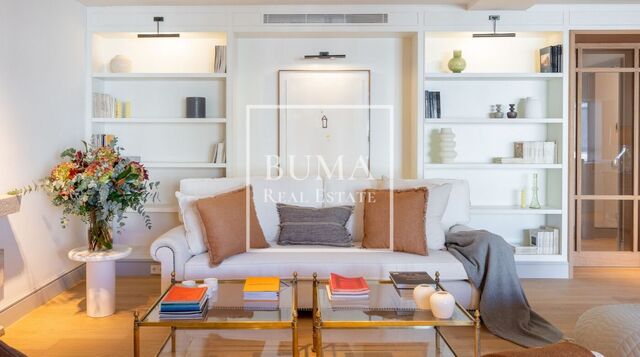 Espectacular piso en venta en el emblemático barrio de Jerónimos