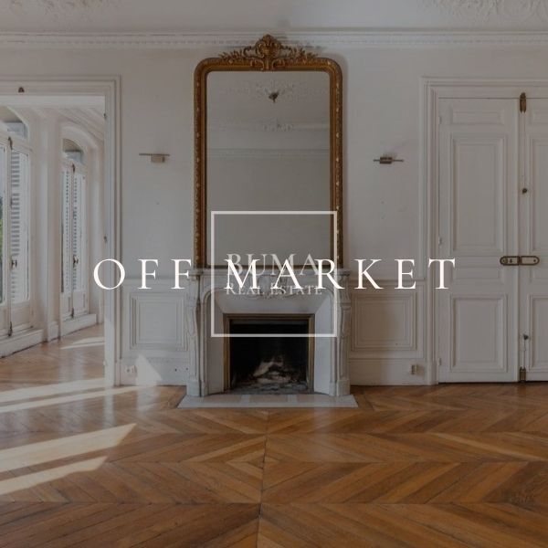 OFF MARKET - Piso en venta en Almagro con terraza, garaje y trasteros