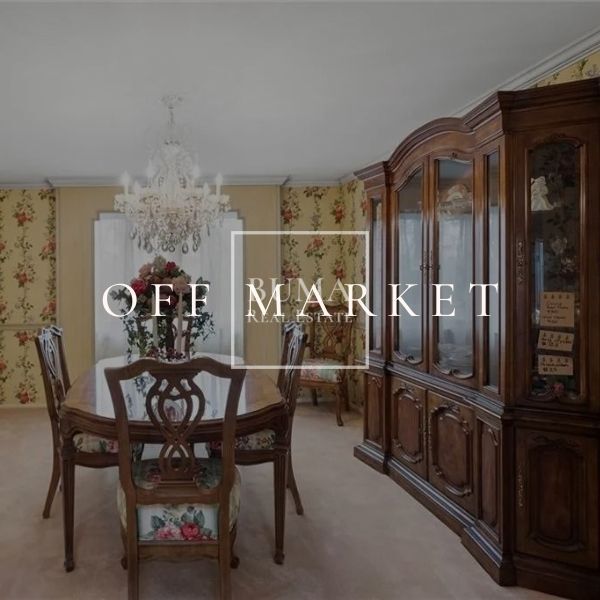 300 sqm luxury flat with views and terrace for sale in El Viso, Madrid