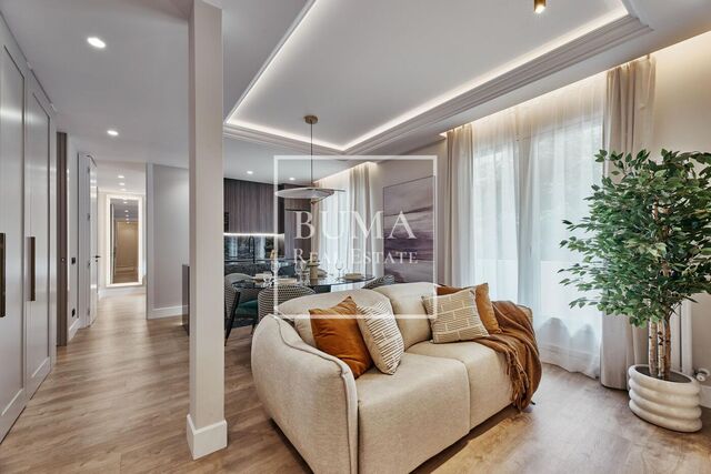 Piso de lujo de 109 m2 con terraza en venta en Castellana, Madrid