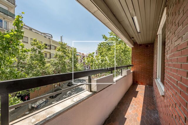 Alquiler de vivienda con terraza y plaza de parking