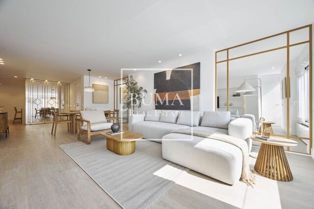 278 sqm luxury flat for sale in Madrid