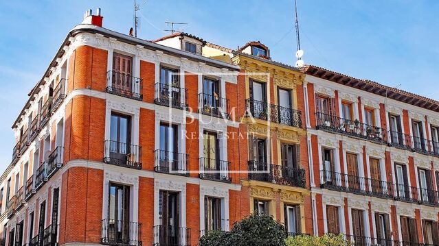 51 sqm flat for sale in Madrid